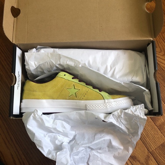 💛 SOLD 💛 Converse One Star Ox Sneakers - Picture 3 of 4